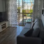 Feel At At Tamara - Two Steps To The Pool 아파트 *