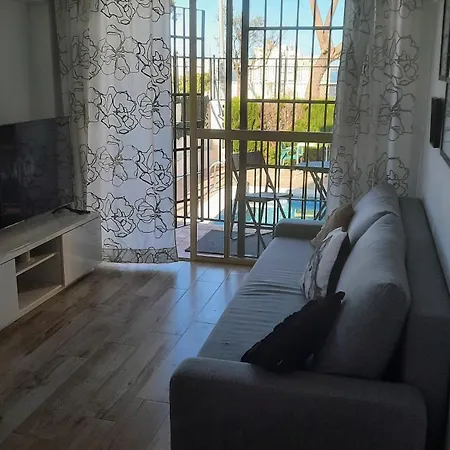 Feel At At Tamara - Two Steps To The Pool Apartamento *