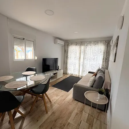 Feel At At Tamara - Two Steps To The Pool Appartement