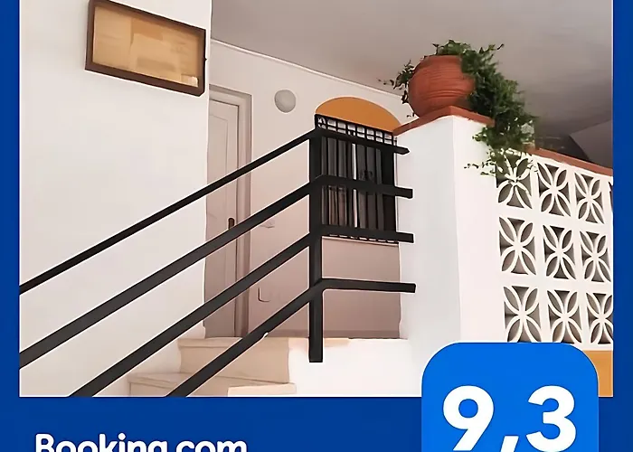 Feel At At Tamara - Two Steps To The Pool Torremolinos