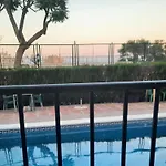 Feel At At Tamara - Two Steps To The Pool Apartman
